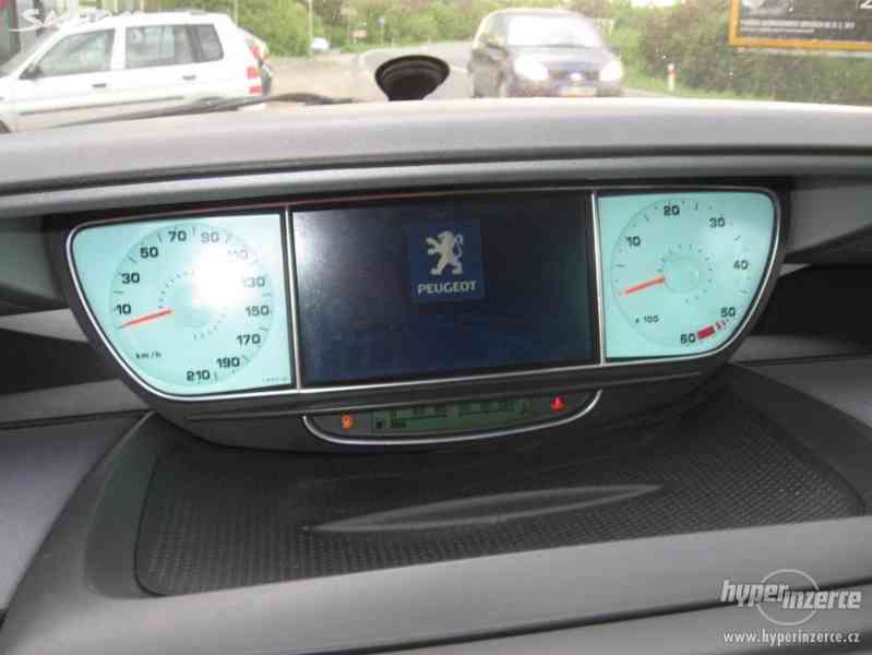 Peugeot 807 - foto 16