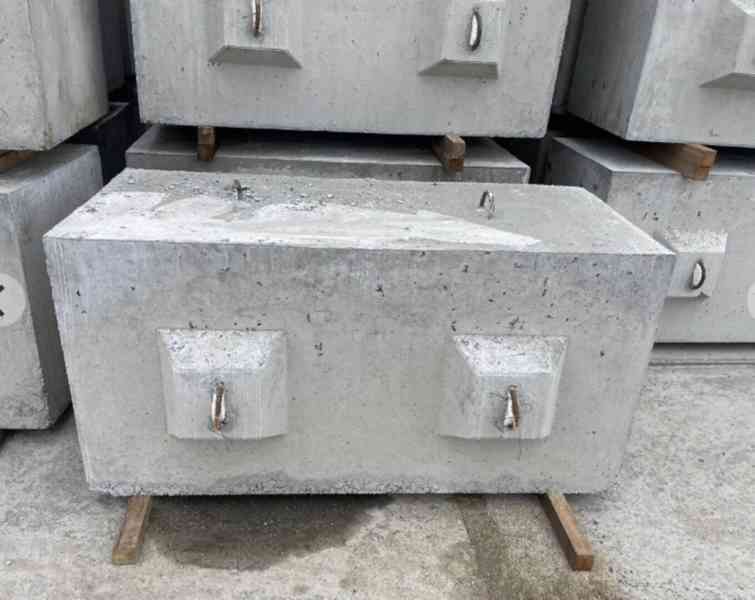 Betonové bloky - foto 2