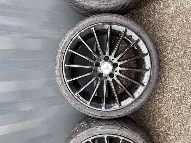 AMG kola 19 Mercedes 5x112 ET43 A45 CLA C E originál 🔥 - foto 4