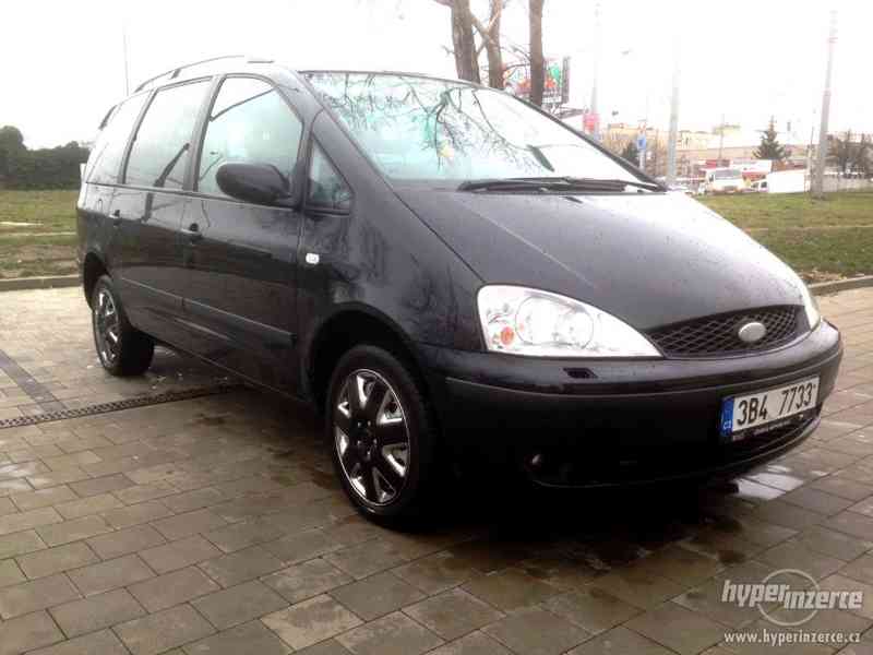 FORD GALAXY 1.9DI 96kw,GHIA,TAŽNÉ ZAŘÍZENÍ,DIGI.KLIMA,PAL.PC - foto 2