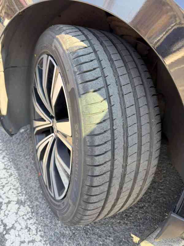 Volkswagen Arteon 2,0 - foto 3