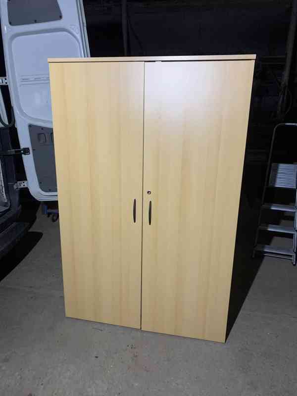 Kancelářský nábytek - kompletní vybavení kanceláře - foto 7