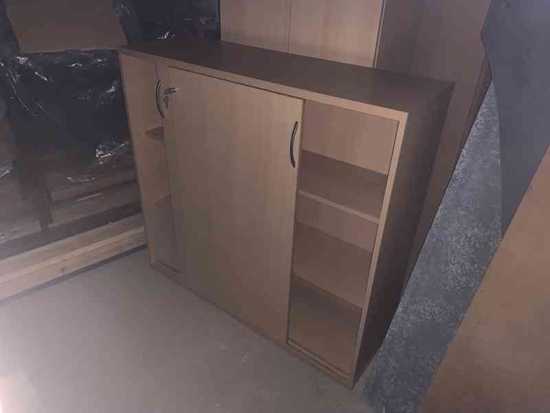 Kancelářský nábytek - kompletní vybavení kanceláře - foto 6