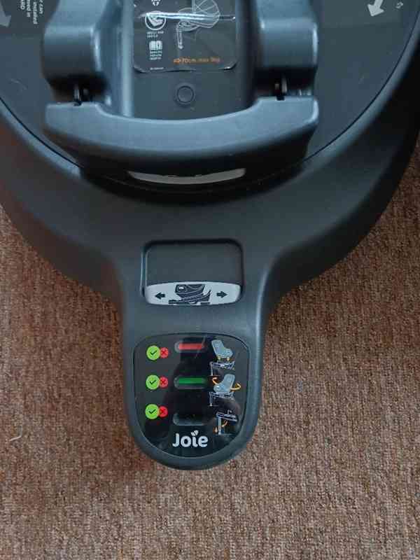 Autosedačku Joie s bází - foto 4