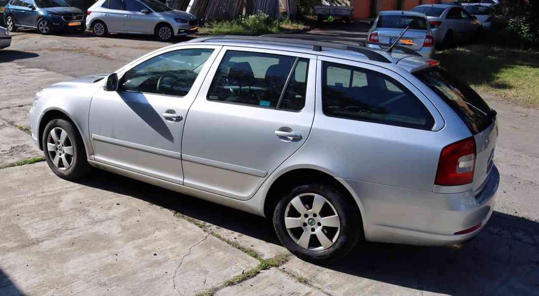 Škoda Octavia 2 Combi 1.6 TDI 77 kW - foto 3
