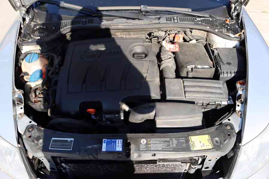 Škoda Octavia 2 Combi 1.6 TDI 77 kW - foto 14