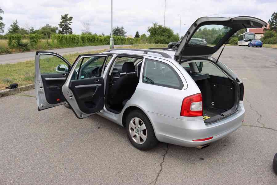 Škoda Octavia 2 Combi 1.6 TDI 77 kW - foto 22