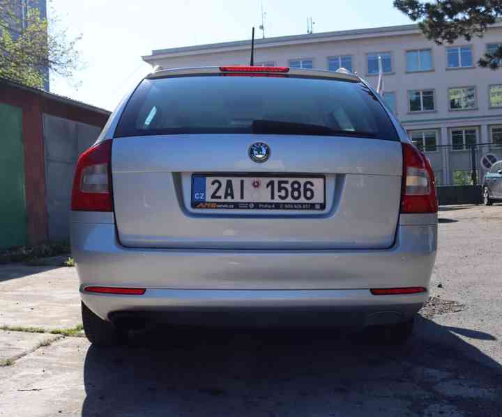 Škoda Octavia 2 Combi 1.6 TDI 77 kW - foto 4