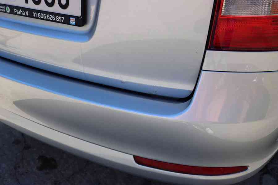 Škoda Octavia 2 Combi 1.6 TDI 77 kW - foto 9