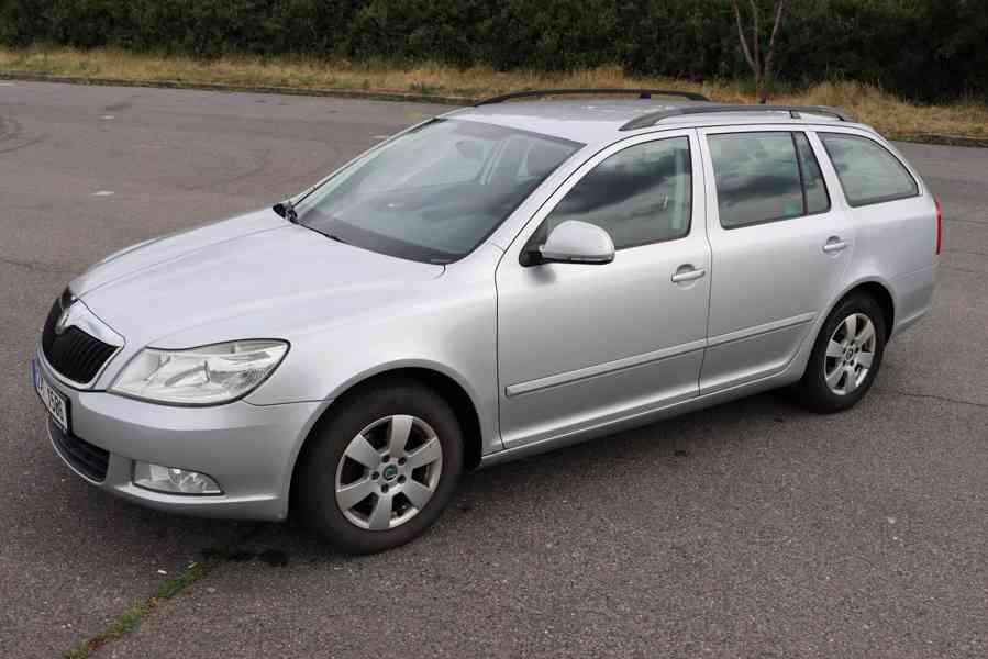 Škoda Octavia 2 Combi 1.6 TDI 77 kW - foto 8