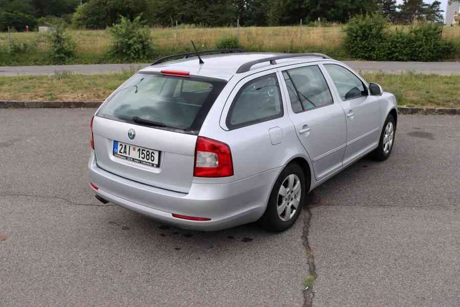 Škoda Octavia 2 Combi 1.6 TDI 77 kW - foto 10
