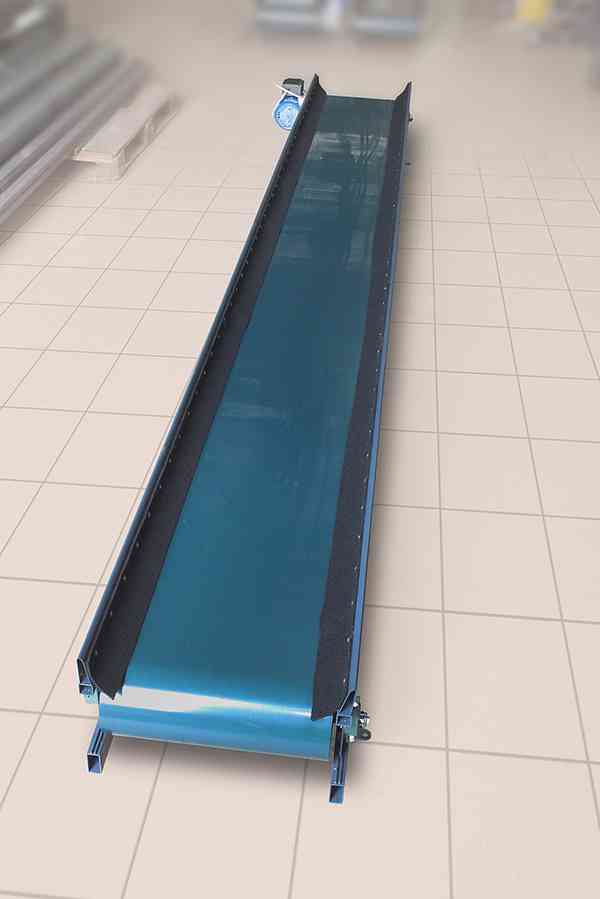 Pásový dopravník 300x40 cm s motorem, hladký