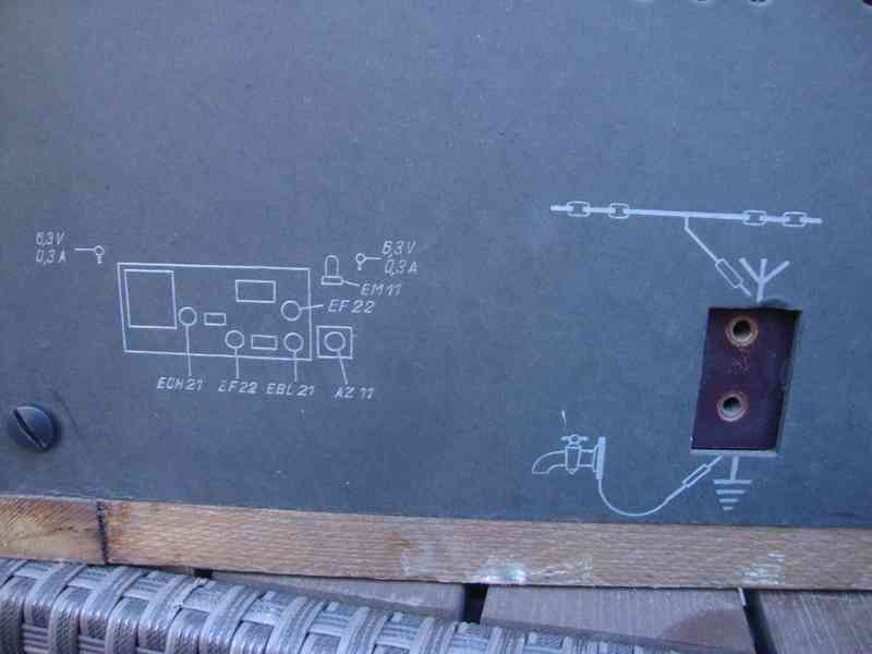 Retro starožitné rádio Tesla 512034 Dominant II zachovalé - foto 14