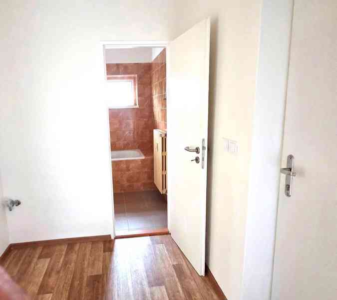 Pronájem bytu 2+1 50 m² - foto 3