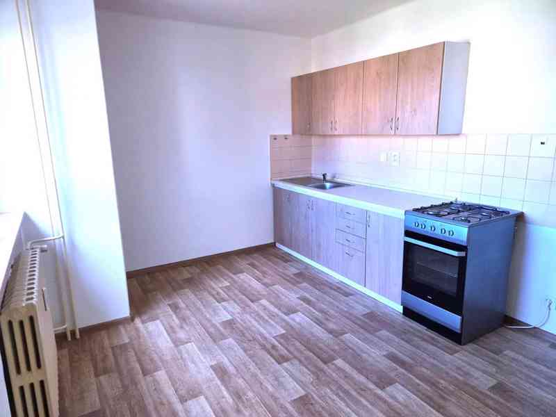 Pronájem bytu 2+1 50 m² - foto 2