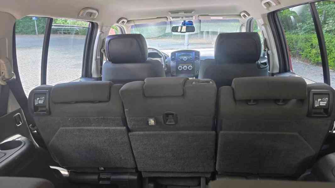 Nissan Pathfinder 2.5 dCi SE 140kw - foto 15