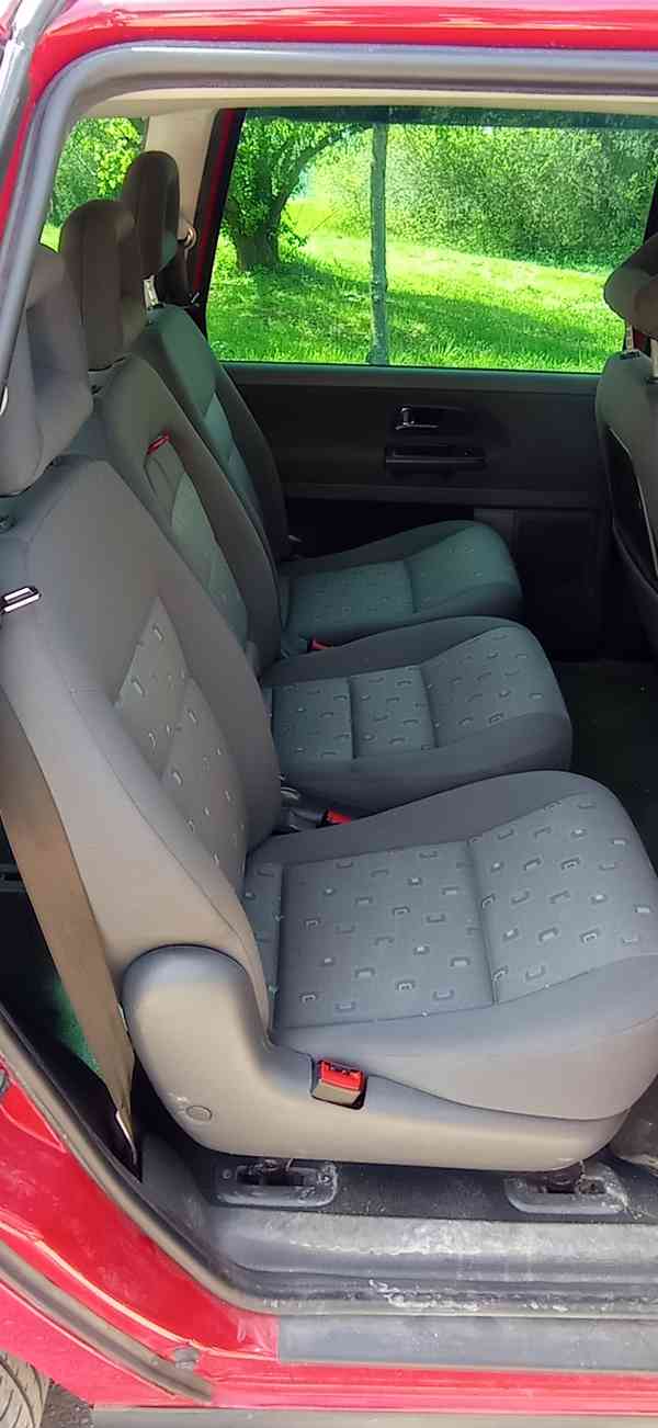 Volkswagen Sharan  - foto 13