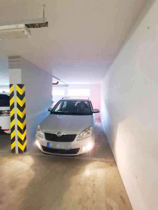 pronájem 1/2 garážového stání 6 m² Brno Žebětín Křepelčí - foto 2