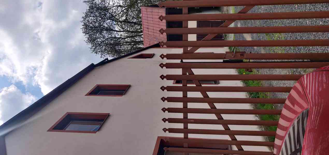 Prodej dvougeneračního rodinného domu v Jiříkově. - foto 22
