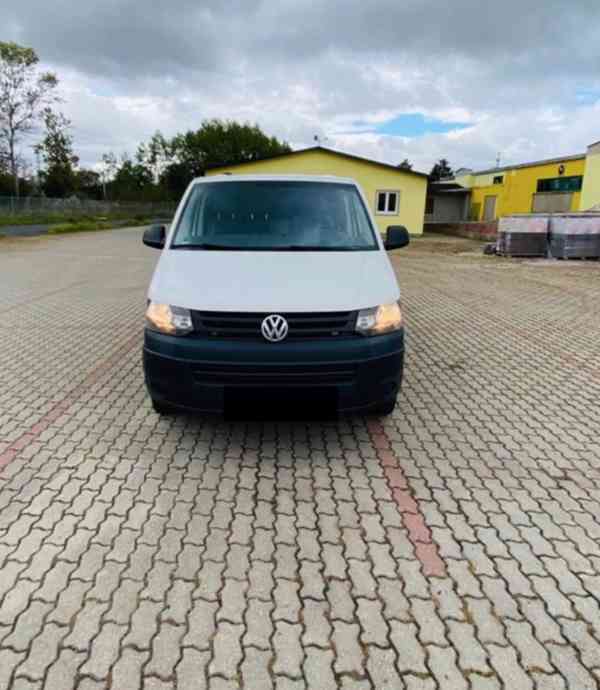 VW Transportér - foto 2
