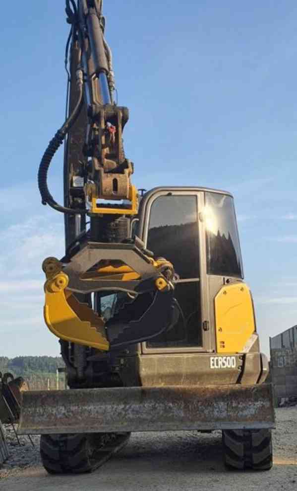 5t minibagr KLADIVO+ KLEŠTĚ 5lopat Volvo ECR50 - foto 3