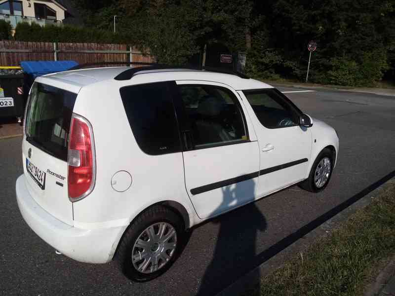 Skoda Roomster 1,4 TDi - foto 7