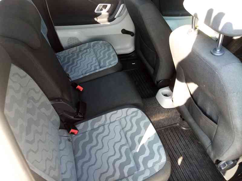 Skoda Roomster 1,4 TDi - foto 5