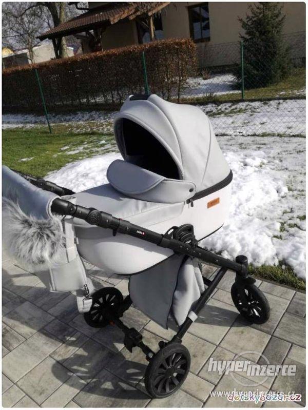 Prodám kočárek anex cross - foto 1