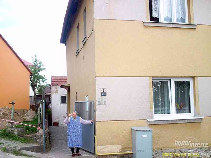 prodám dům třípokoj.podsklepený ve Velké Meziříčí - foto 1