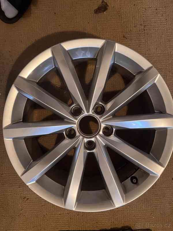 Škoda Octavia 2,0 2 TDi 103kw - foto 16