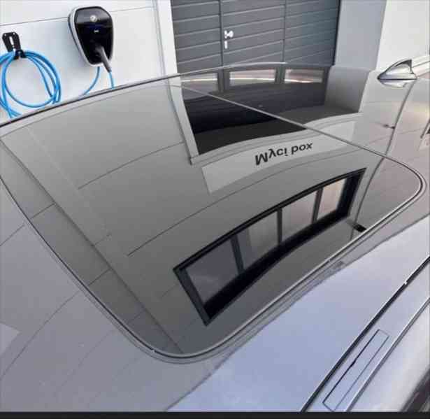 BMW Řada 7 740d xDrive - foto 4