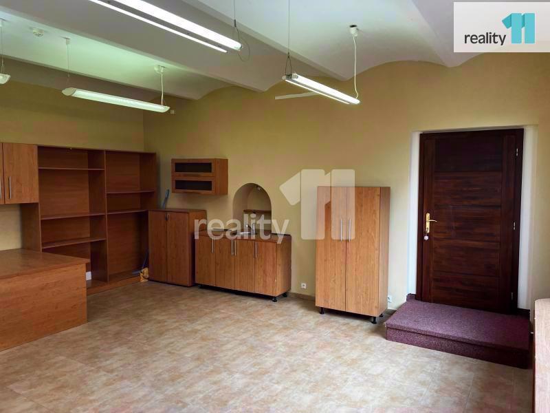 Pronájem prodejny/kanceláře, Karlovy Vary, 37,2m2 - foto 4