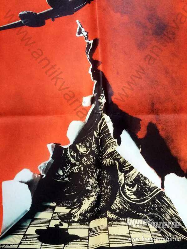 Z deníku hloubkového letce film plakát V. Zeman - foto 1