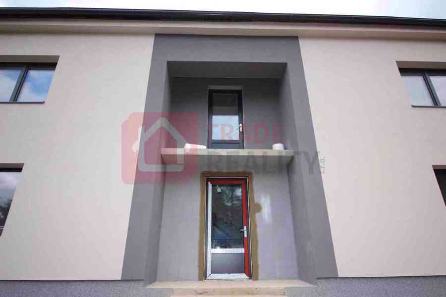 Prodej činžovního domu 360 m²,  Dolní Poustevna - Horní Poustevna, okres Děčín - foto 1