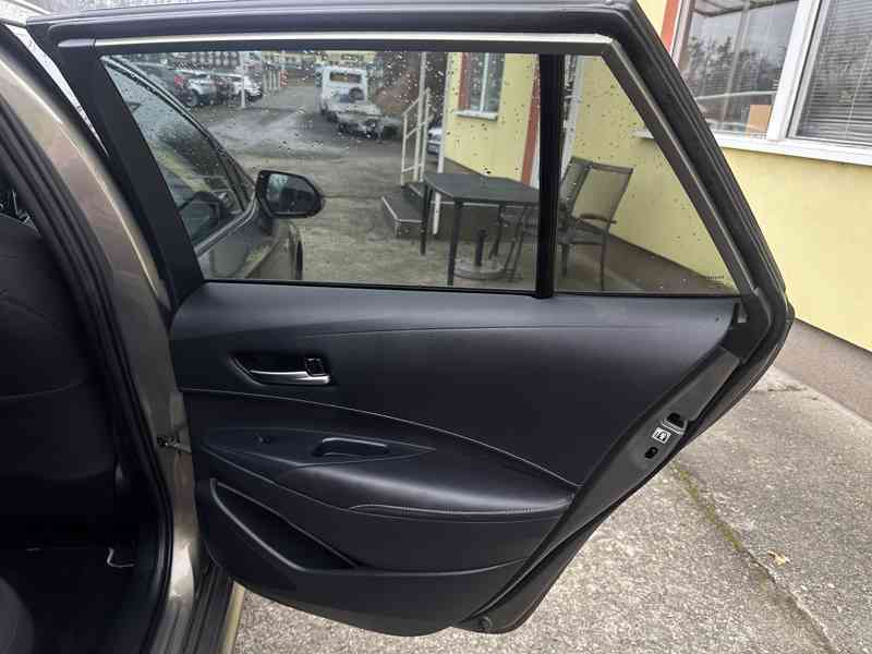 Toyota Corolla 2.0 Hybrid/1MAJ/Serv.Knih - foto 16