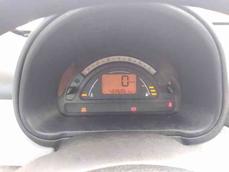 CITROEN C3 PLURIEL 1.4 HDI CABRIO AC - foto 26