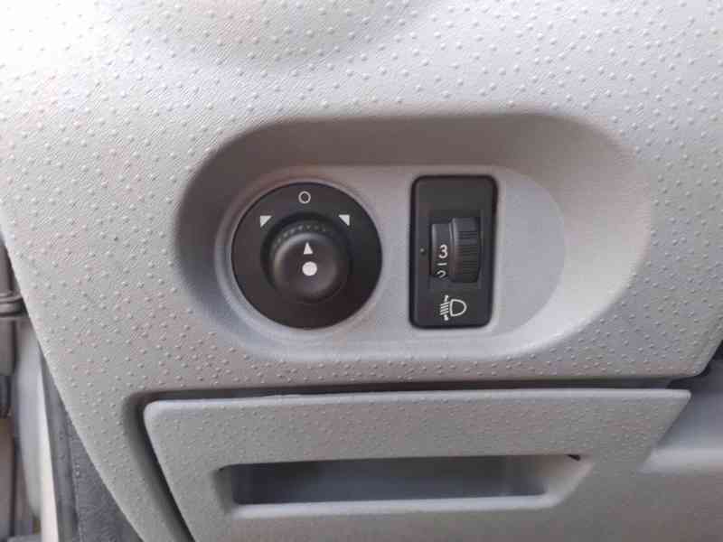 CITROEN C3 PLURIEL 1.4 HDI CABRIO AC - foto 31