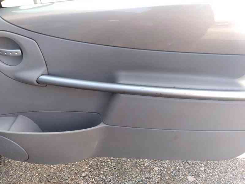 CITROEN C3 PLURIEL 1.4 HDI CABRIO AC - foto 38