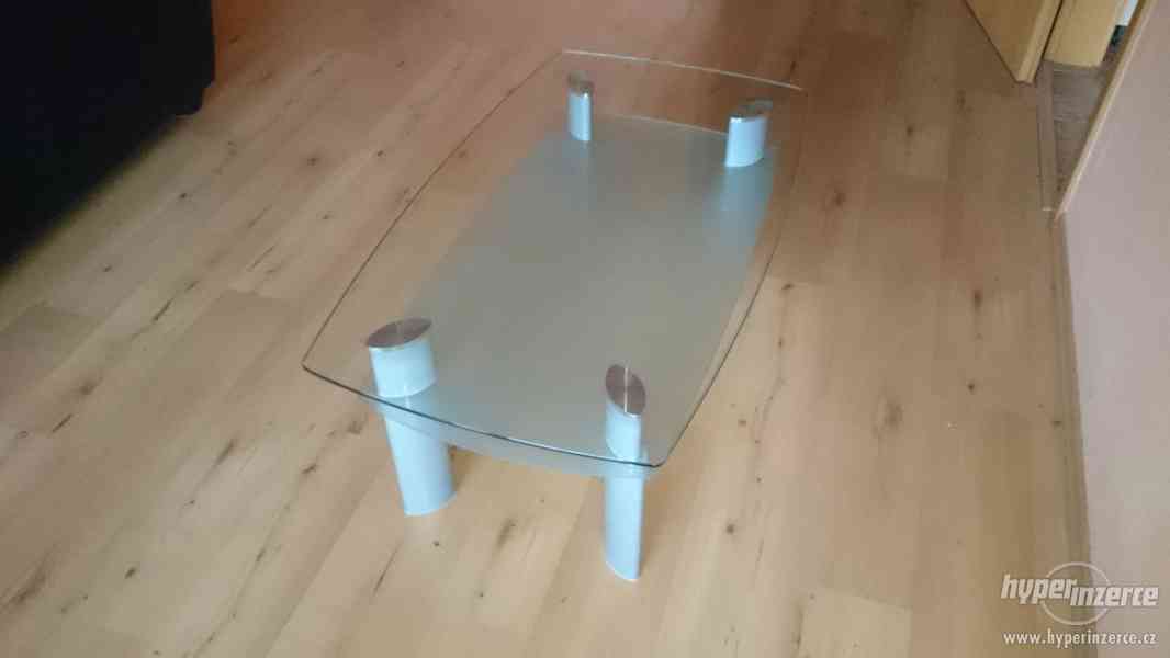 Skleněný konferenční stolek - foto 3