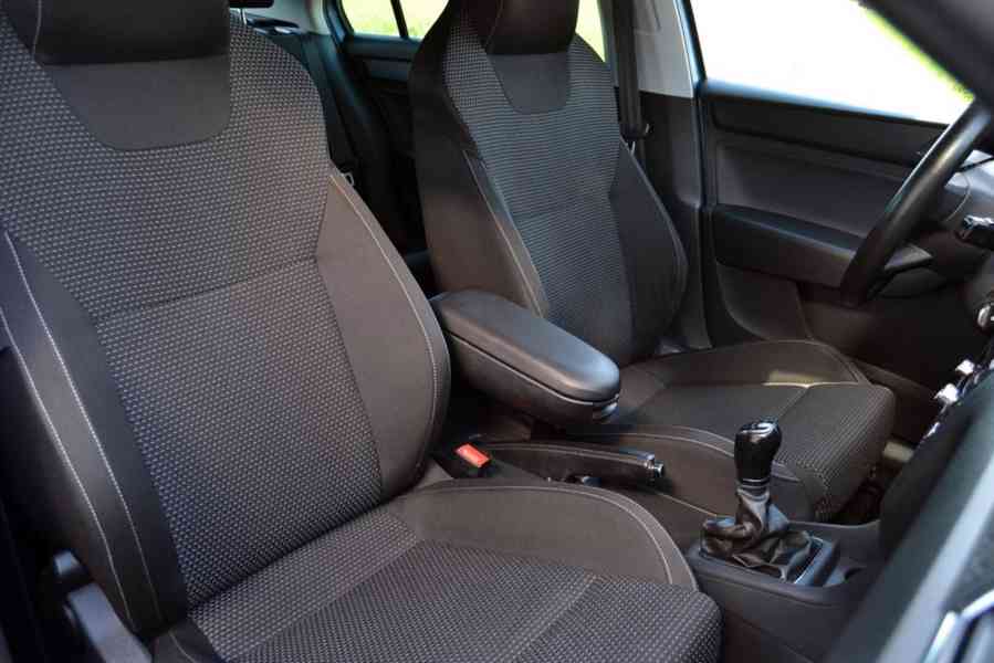 Škoda Rapid 1.2TSI 77kW Elegance - foto 15