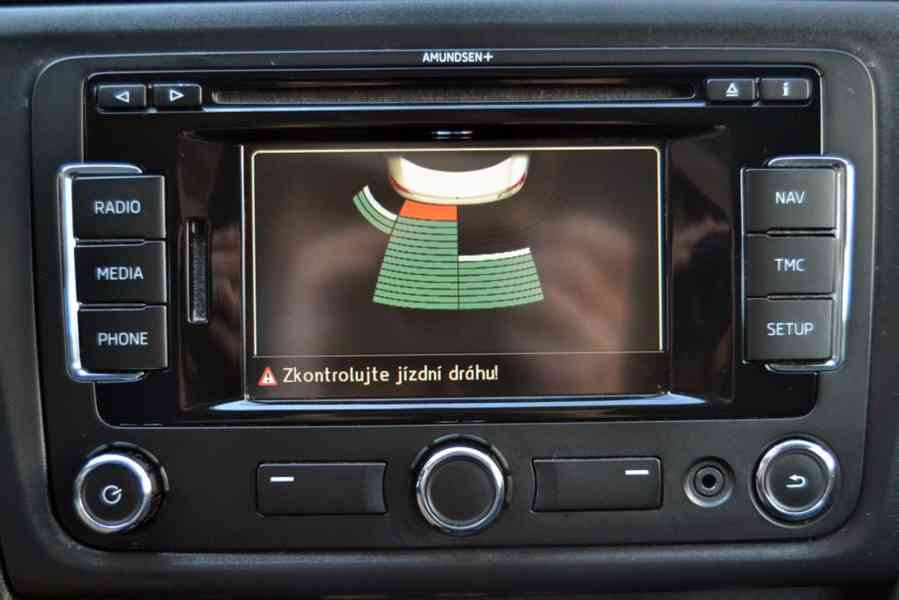 Škoda Rapid 1.2TSI 77kW Elegance - foto 19