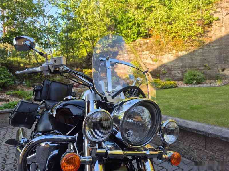 Suzuki Intruder C 1800 R - TOP STAV + VÝBAVA 229.000,- Kč - foto 12