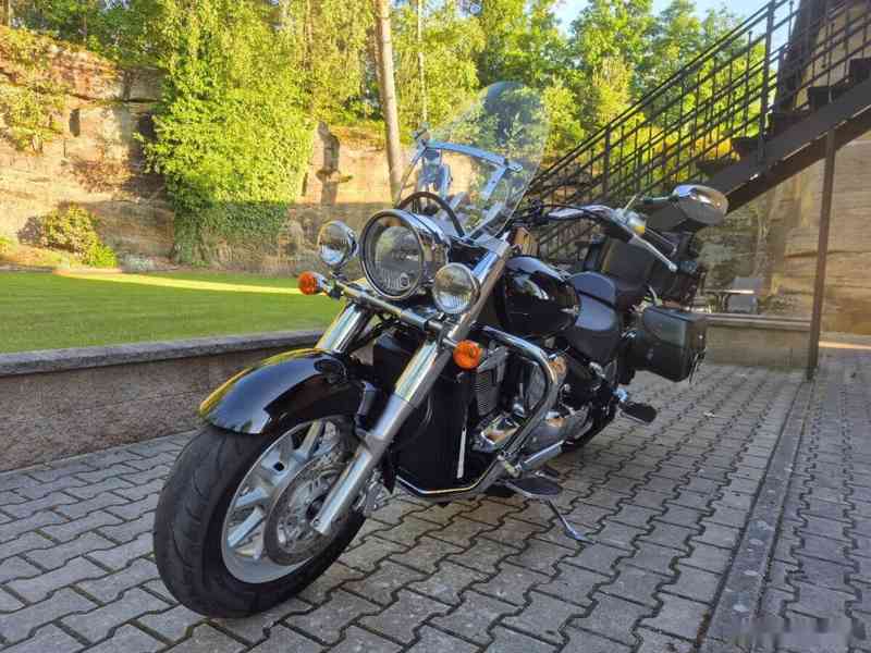 Suzuki Intruder C 1800 R - TOP STAV + VÝBAVA 229.000,- Kč - foto 2