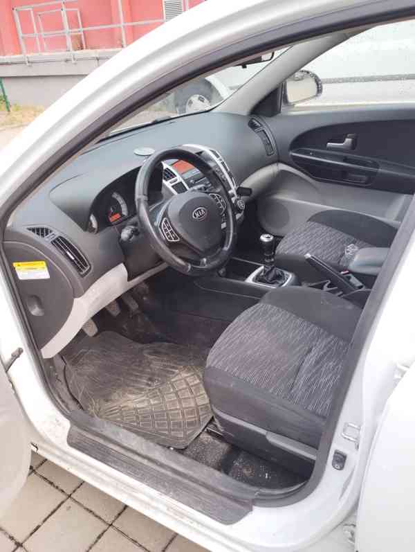 Osobní automobil Kia Ceed, reg. zn. 6B8960 - foto 12