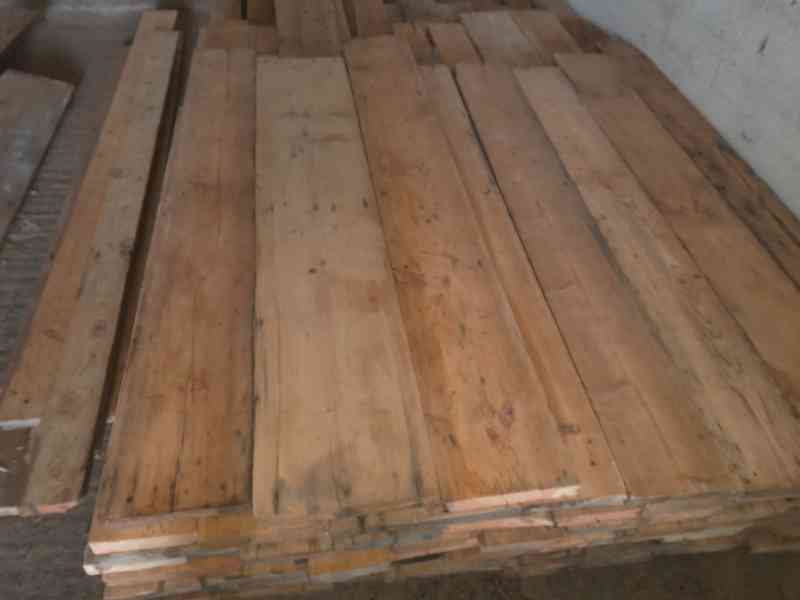 Prodám staré podlahové fošny. - foto 5