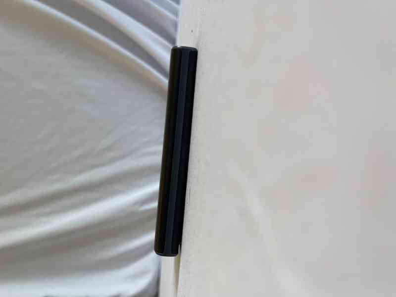 HMD TA-1584 tlačítkový telefon - jen na nabíječce - foto 5