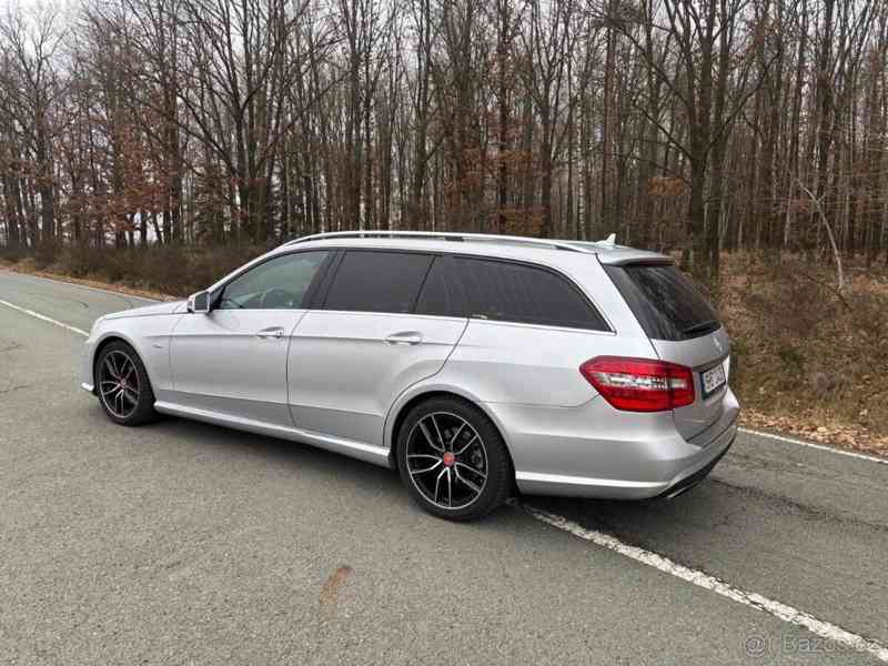 Mercedes-Benz Třídy E - foto 8