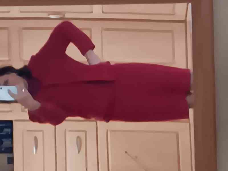 DAMSKY KOSTYM - foto 3