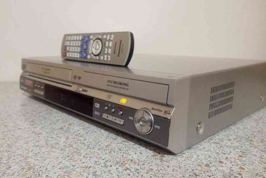 VHS/DVD rekordér Panasonic DMR-ES30 - foto 4