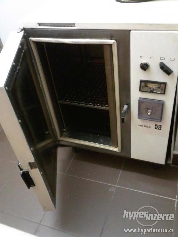 HORKOVZDUŠNÝ STERILIZÁTOR - foto 1